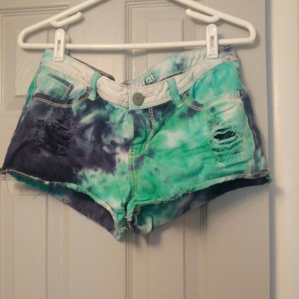 Dip dye shorts